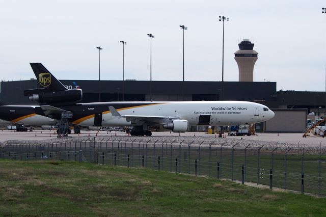 Boeing MD-11 (N283UP)