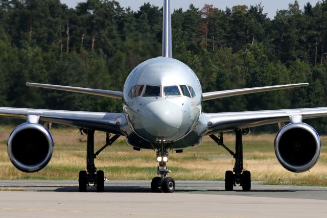 Boeing 757-200 (N176CA)