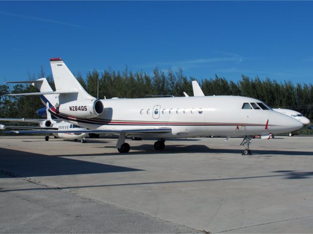 Dassault Falcon 2000 (N284QS)