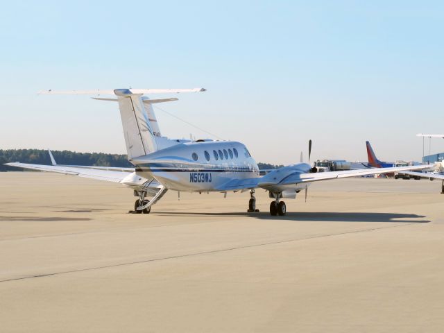 Beechcraft Super King Air 200 (N503WJ)