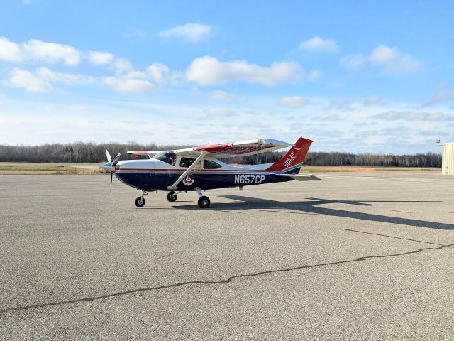 Cessna Skylane (N657CP)