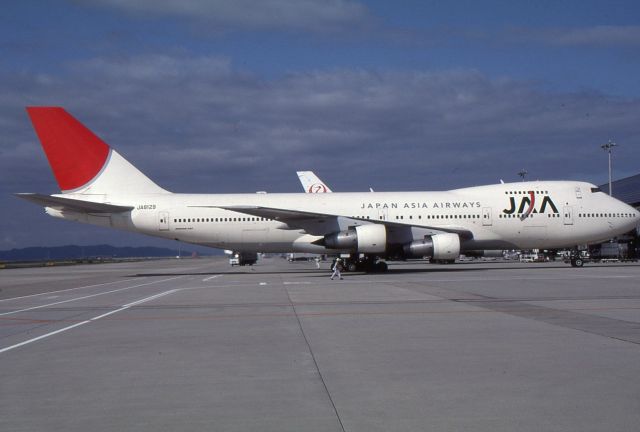 Boeing 747-200 (JA8129)