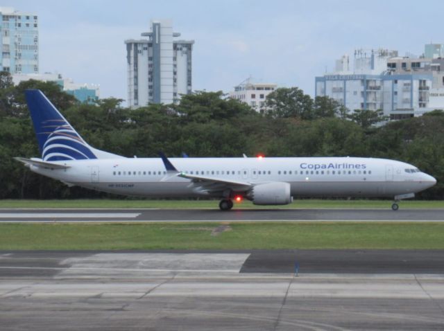 Boeing 737 MAX 9 (HP-9931CMP)