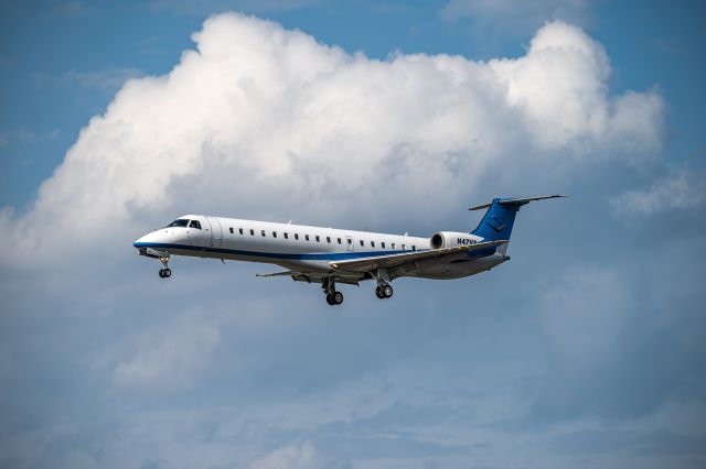 Embraer ERJ-145 (N47VA)