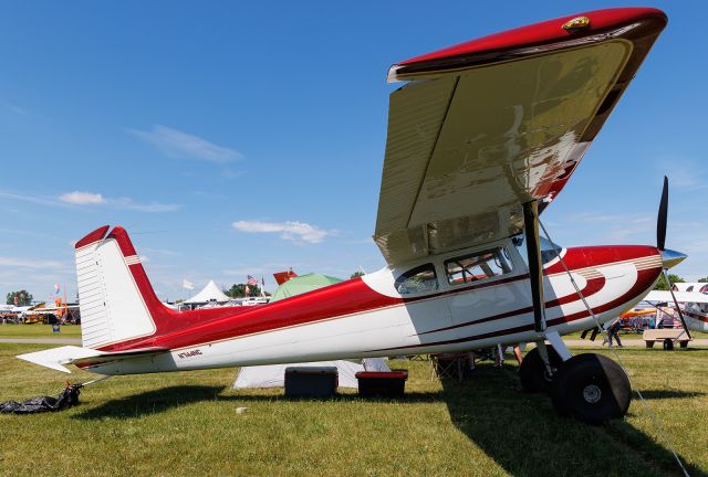 Cessna Skywagon 180 (N744NG)