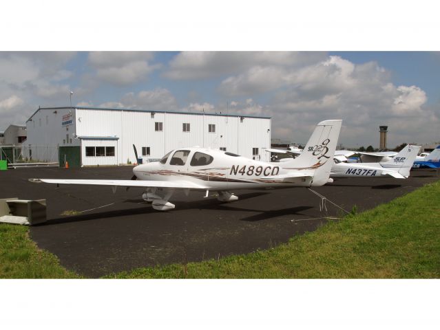 Cirrus SR-22 (N489CD)