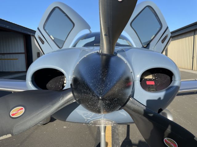 Cirrus SR22 Turbo (N154WP) - Spinner after flying around near the forrest fires