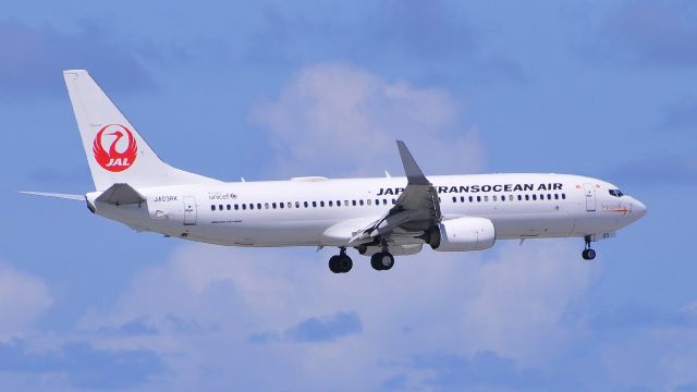 Boeing 737-800 (JA03RK)