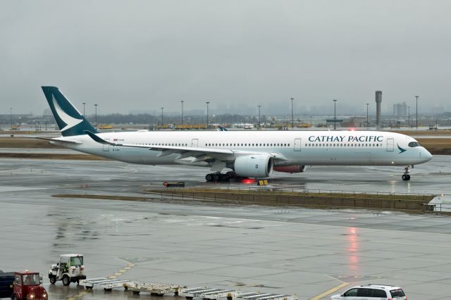 Airbus A350-1000 (B-LXM)