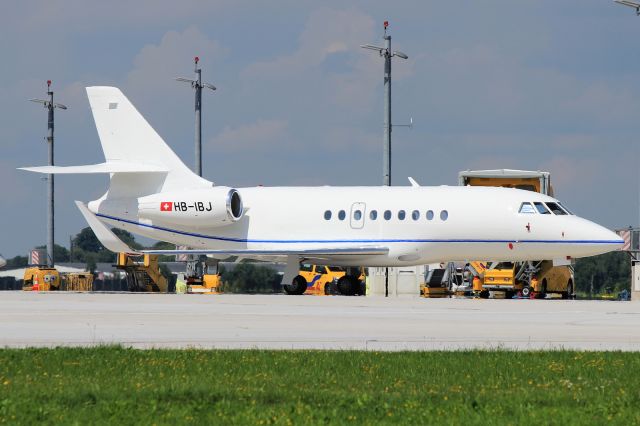 Dassault Falcon 2000 (HB-IBJ)