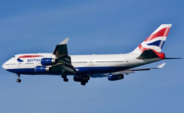 Boeing 747-400 (G-CIVG) - Queen of the skies landing in Boston!