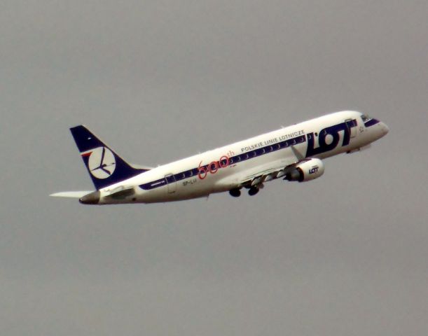 Embraer 170/175 (SP-LII)