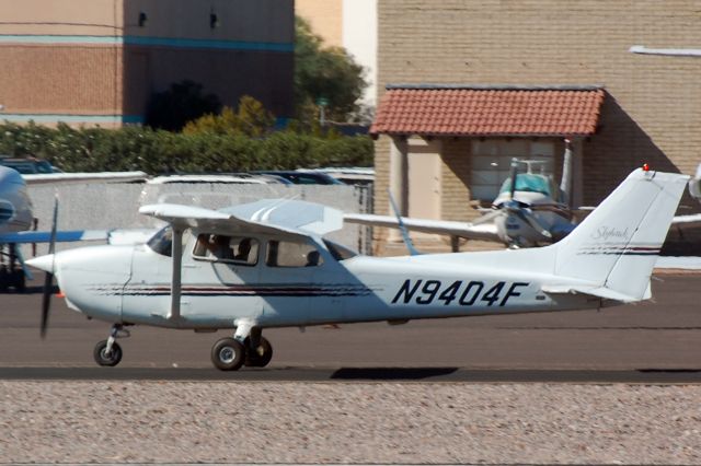 Cessna Skyhawk (N9404F)