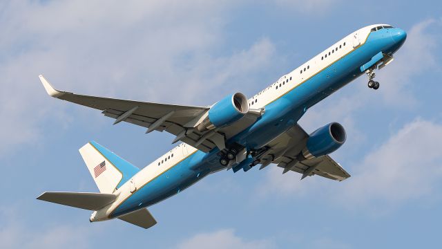 Boeing 757-200 (19-0018) - President Joe Biden and his wife departing from KSBN aboard AF1.
