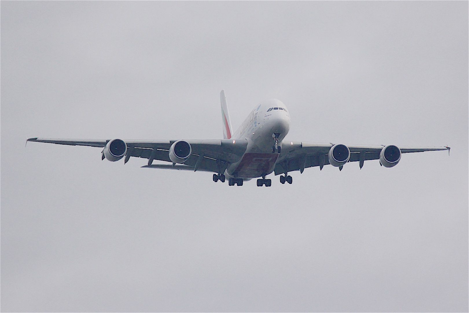 Airbus A380-800 (A6-EES)