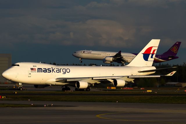 Boeing 747-400 (9M-MPR) - two giants in Frankfurt