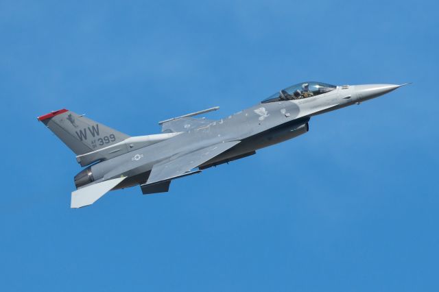 Lockheed F-16 Fighting Falcon (91-0399)