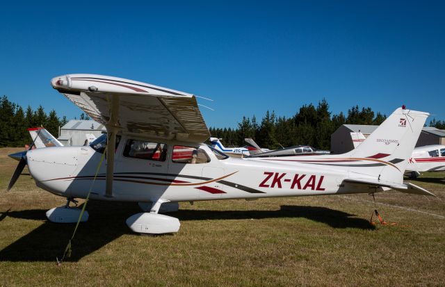 Cessna Skyhawk (ZK-KAL)