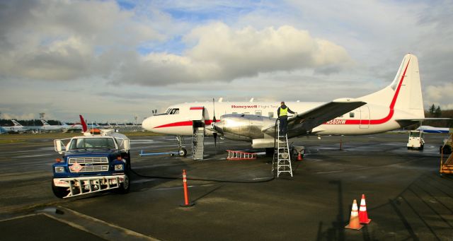 CONVAIR CV-580 (N580HW)