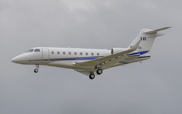 IAI Gulfstream G280 (N257GA) - Runway 20R arrival @KDPA.