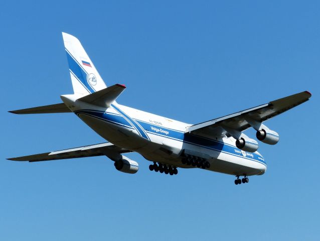 Antonov An-124 Ruslan (RA-82046)