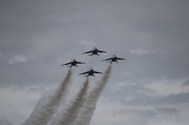 KAWASAKI T-4 (66-5745) - July 22nd 2018:Japan Air-Self Defense Force (JASDF), Blue Impulse.