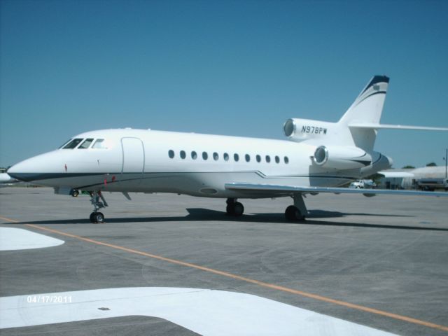 Dassault Falcon 900 (N978PW)