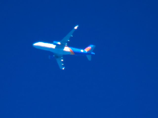 Airbus A320 (N248NV)