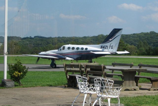 Cessna 421 (N421TG) - At Sky Manor, NJ