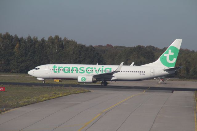 Boeing 737-700 (PH-HSA) - Transavia flight HV 6511 is ready for the flight from Eindhoven Airport (Holland) to Palma de Mallorca (PMI) in Spain. (Saturday, October 13th.2018).