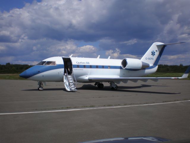 Canadair Challenger (C-GCFG)