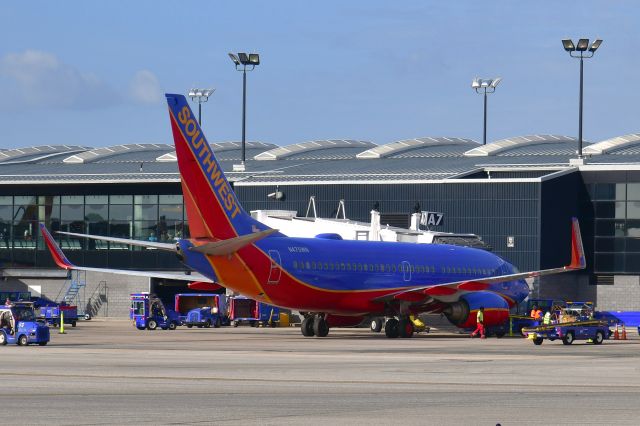 Boeing 737-800 (N475WN) - Southwest Airlines Boeing 737-8H4(WL) N475WN in Baltimore 