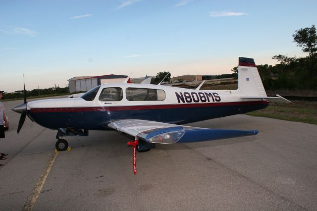 Mooney M-20 Turbo (N808MS)