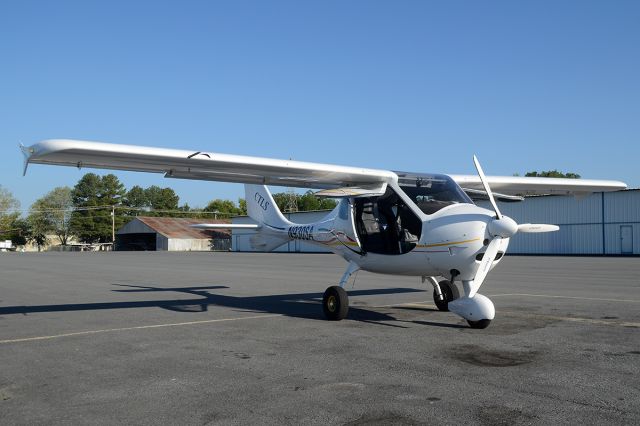 FLIGHT DESIGN CT (N930SA) - At the former Conway, Arkansas municipal airport, July 2012.Former 930SA, now the reg belongs to a TBM. 