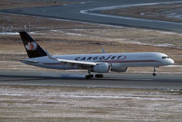 Boeing 757-200 (C-GVAJ)