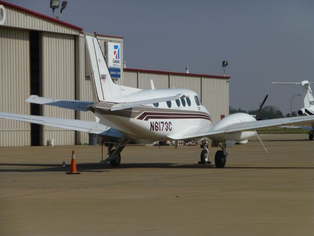 Beechcraft King Air 90 (N6173C)