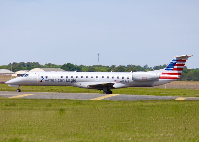 Embraer ERJ-145 (N624AE) - At Shreveport Regional.