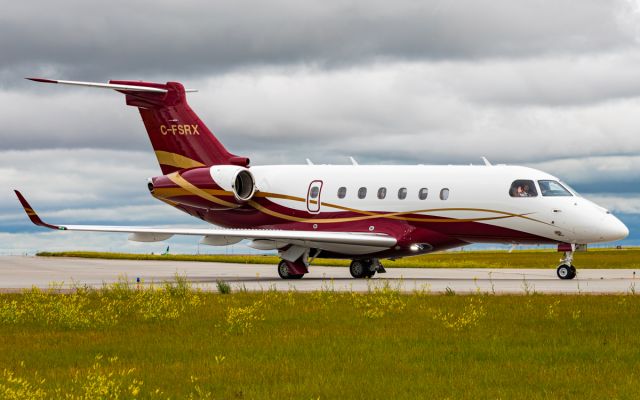 Embraer Legacy 550 (C-FSRX)