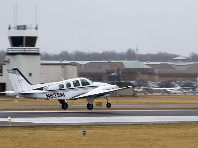 Beechcraft Baron (58) (N625M) - IFR take off runway 08. A very nice Baron.