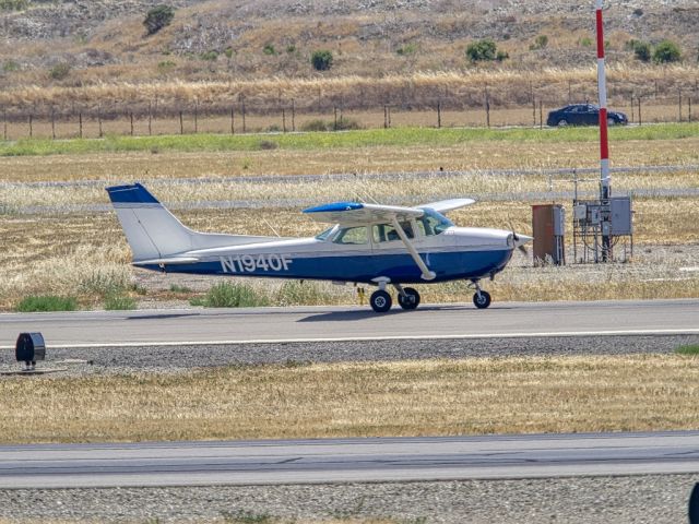 N1940F — - Cessna 172N at Livermore Municipal Airport CA.