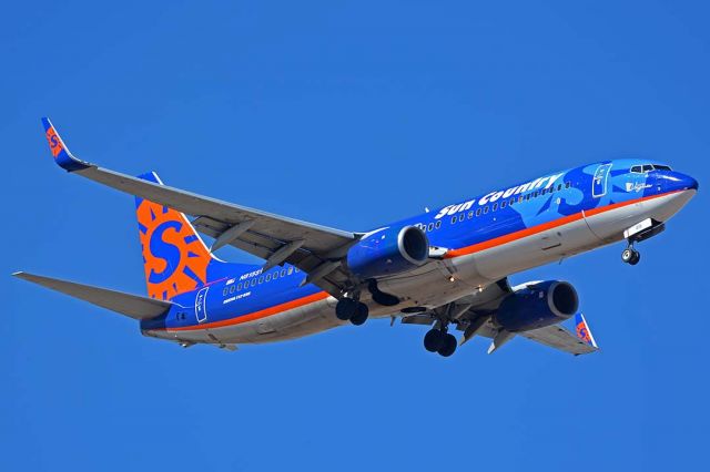 Boeing 737-800 (N815SY) - Sun Country Boeing 737-8Q8 N815SY at Phoenix Sky Harbor on January 25, 2018.  