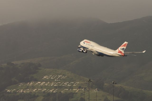 Boeing 747-400 (G-BNLO)