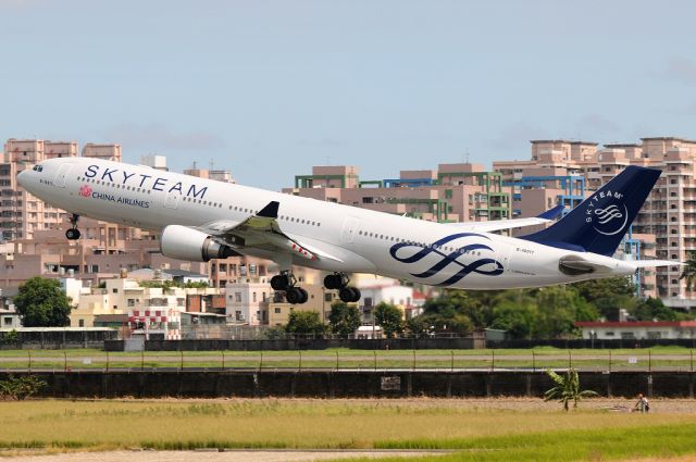 Airbus A330-300 (B-18311)