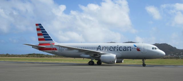 Airbus A321 (N128UW)