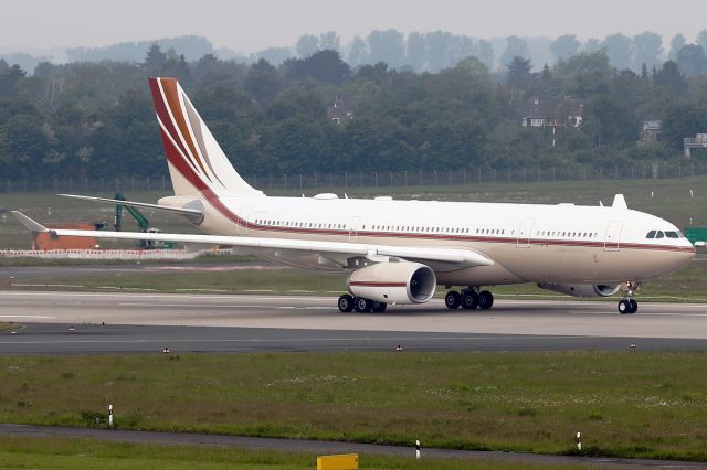 Airbus A330-200 (VP-BHD)