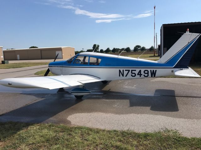 Piper Cherokee (N7549W)