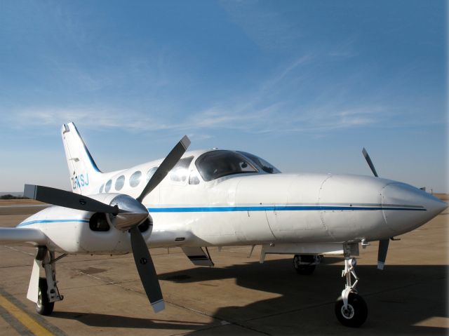 Cessna 421 (ZS-KSJ)