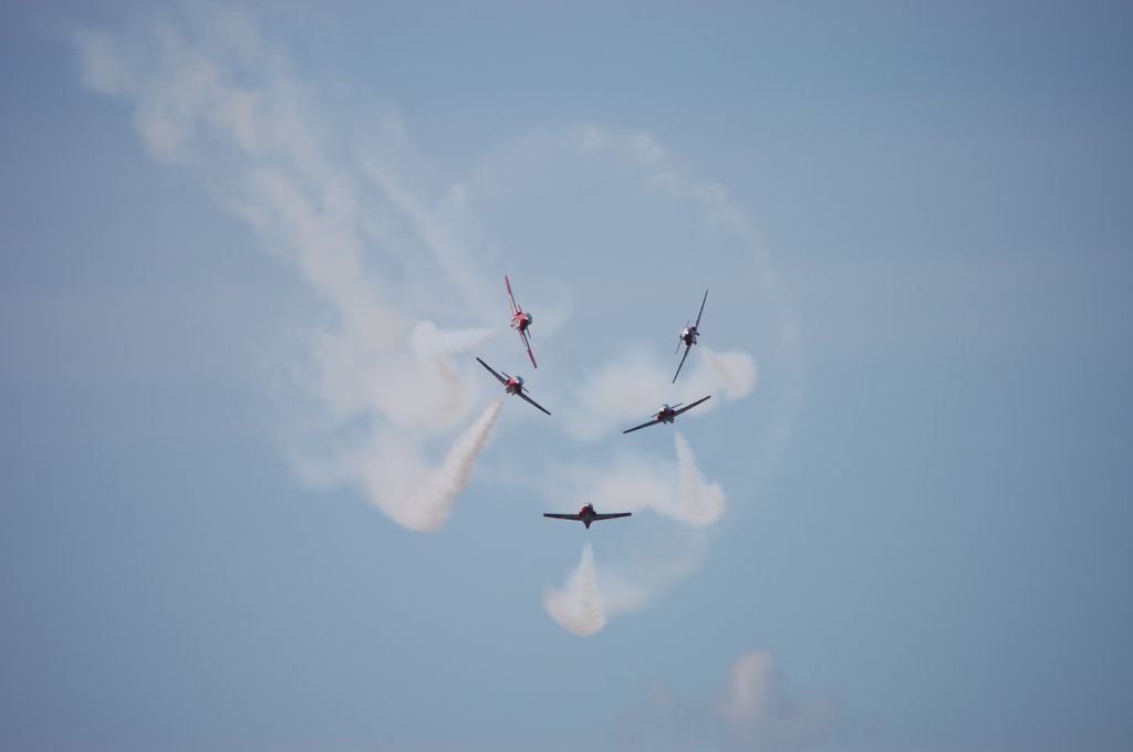 — — - CAF-Snowbirds