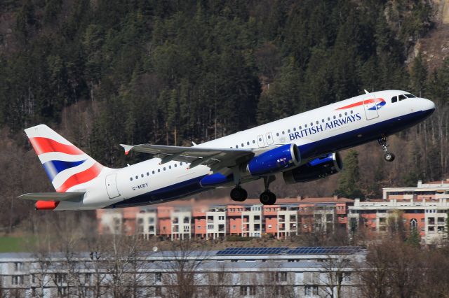 Airbus A320 (G-MIDY)