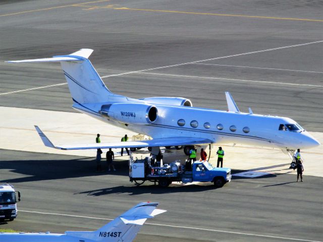 Gulfstream Aerospace Gulfstream IV (N120WJ)